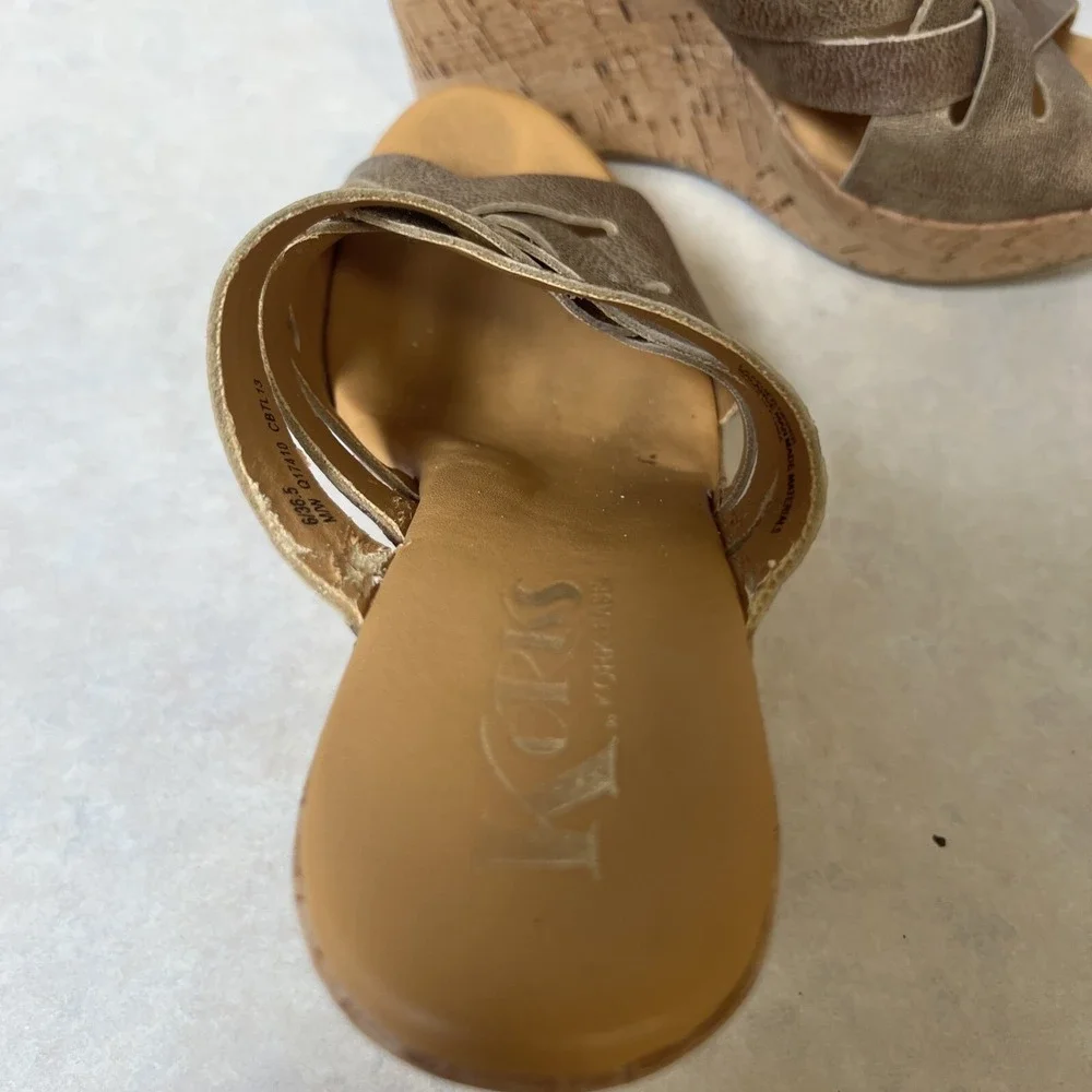 Kork Ease Korks Sandals Women's 6 Gold Metallic Platform Wedge